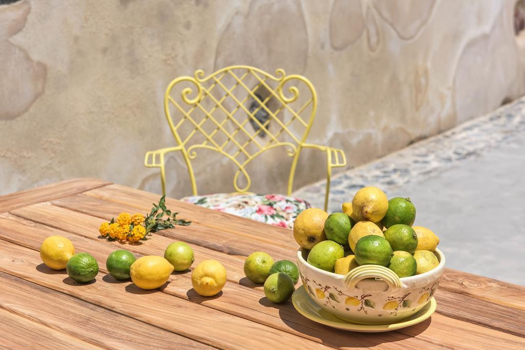 Mantilida Villa Emporio  외부 사진