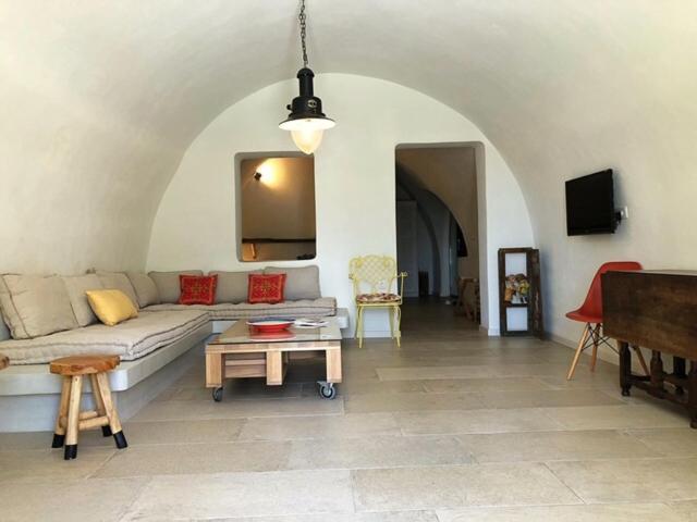Mantilida Villa Emporio  외부 사진
